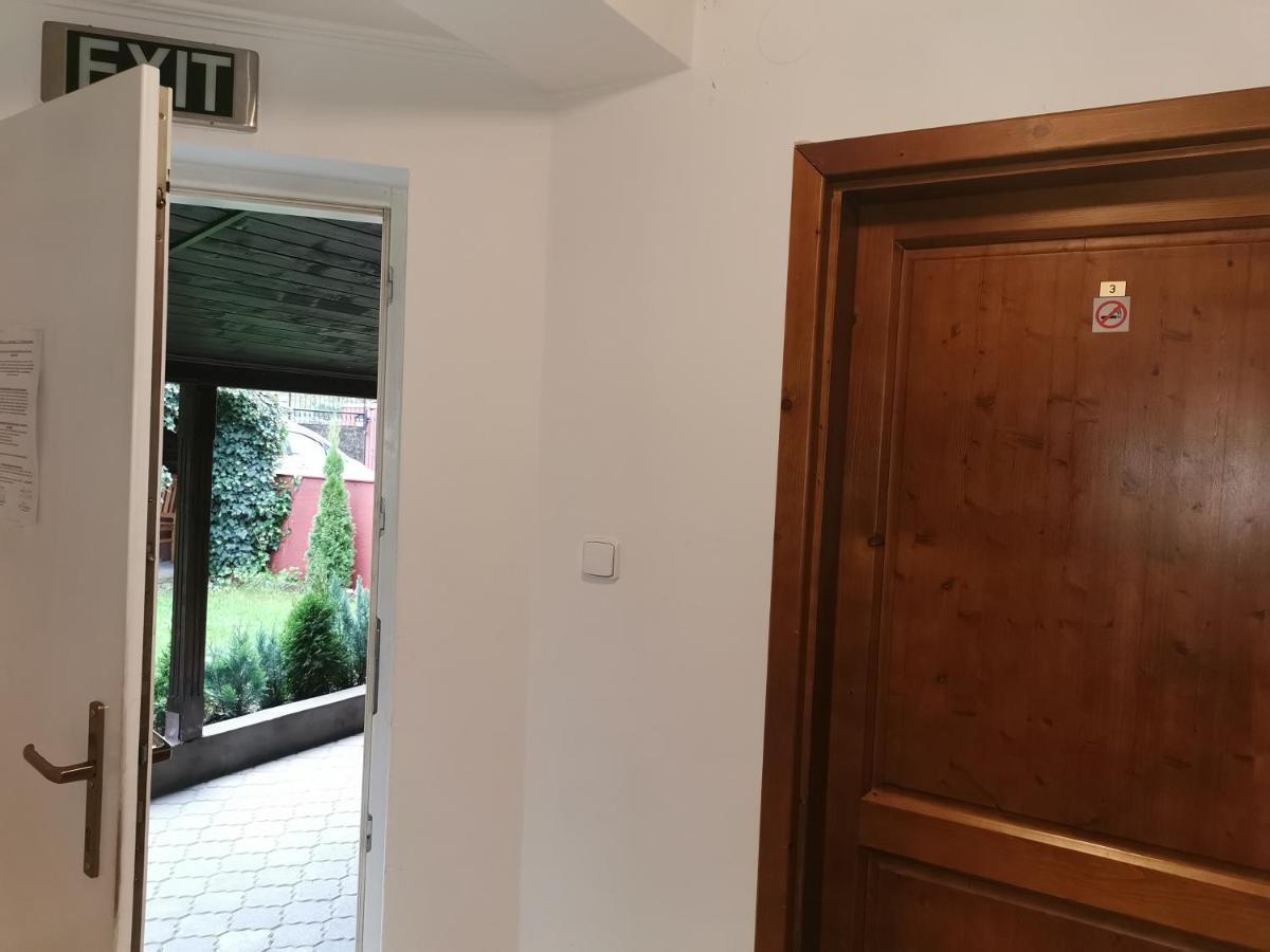 Penzion Rudolf Prievidza Esterno foto