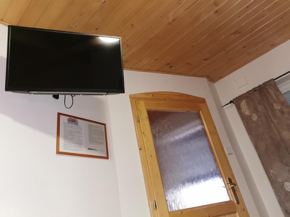 Penzion Rudolf Prievidza Esterno foto